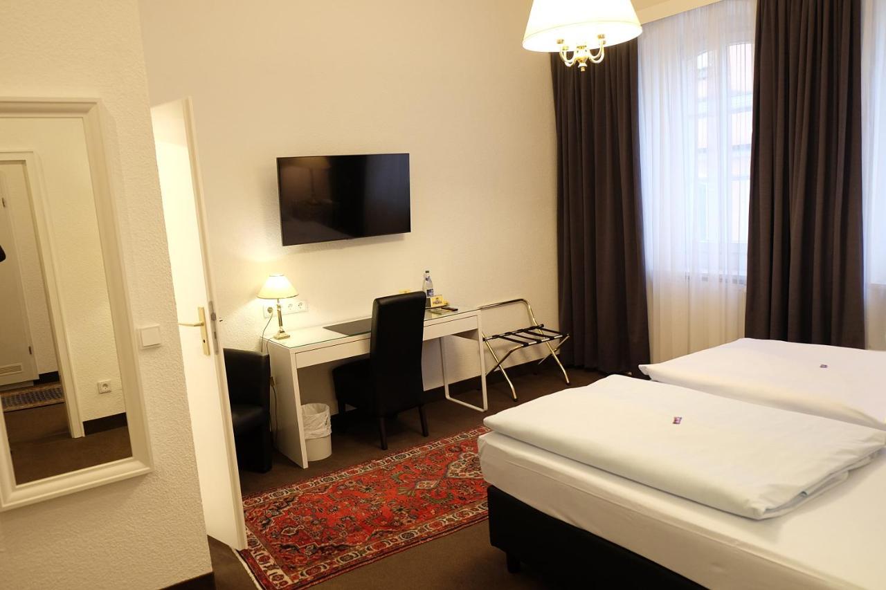 Hotel Adler Ingolstadt Exterior photo