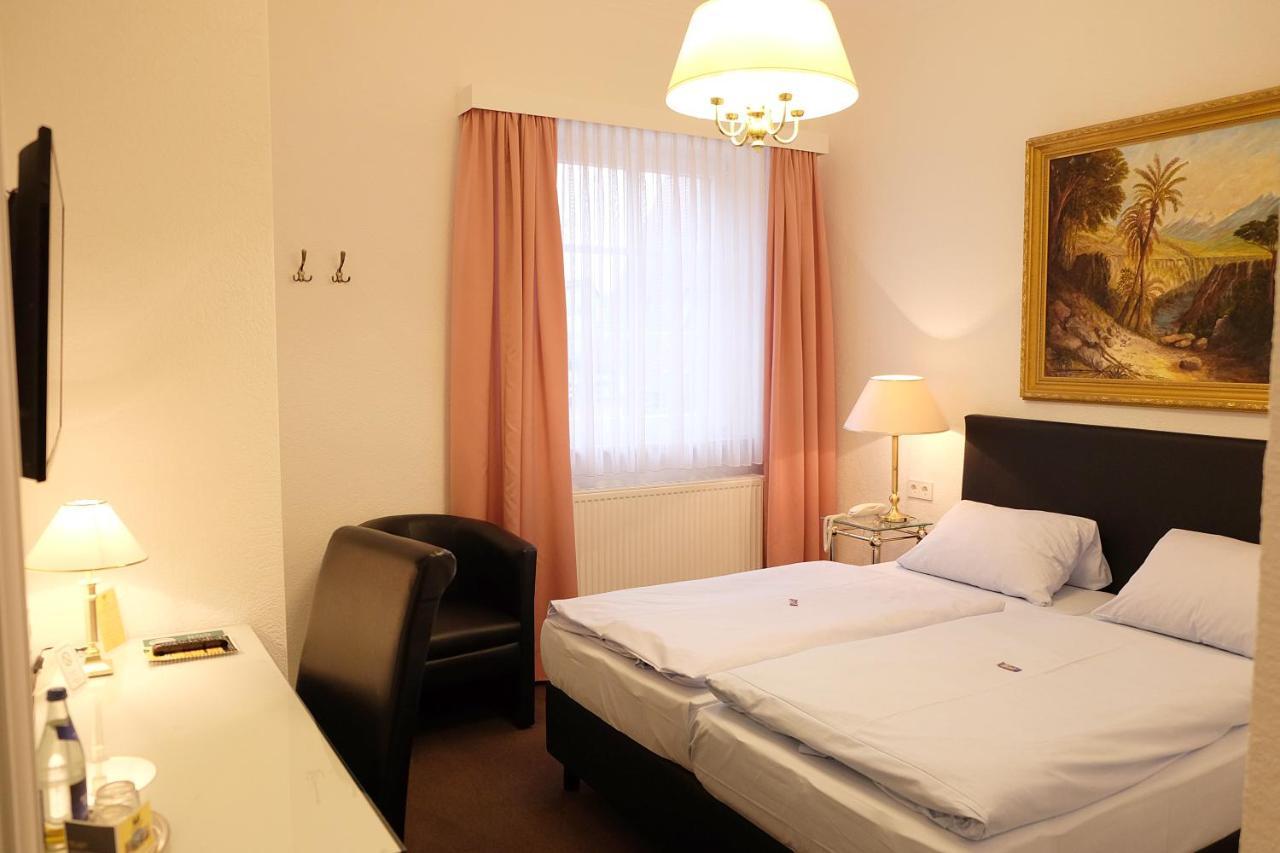 Hotel Adler Ingolstadt Exterior photo